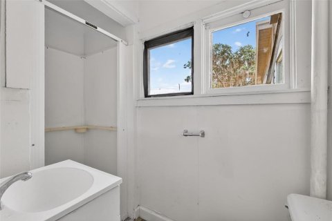 Propiedad comercial en venta en Eustis, Florida, 503.07 m2 № 2094724 - foto 24