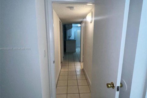 Condominio en alquiler en Pompano Beach, Florida, 2 dormitorios, 83.89 m2 № 1983585 - foto 22