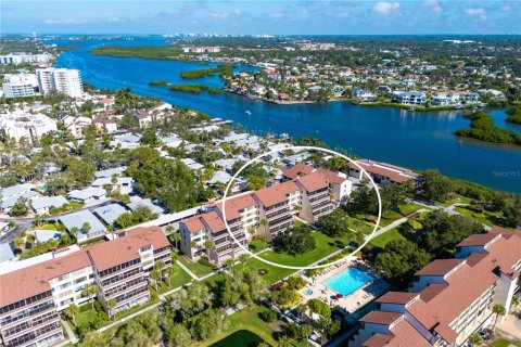 Copropriété à vendre à Sarasota, Floride: 2 chambres, 135.27 m2 № 2404840 - photo 3