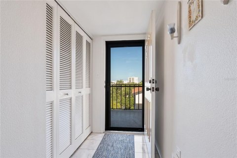 Copropriété à vendre à Sarasota, Floride: 2 chambres, 135.27 m2 № 2404840 - photo 7