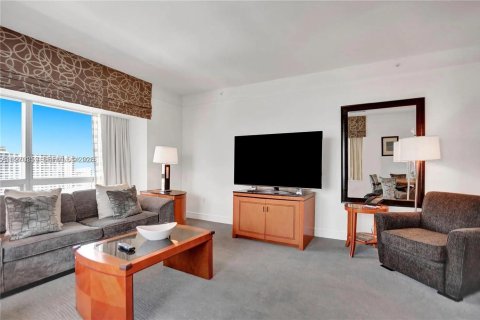 Купить кондоминиум в Майами, Флорида 2 спальни, 162.3м2, № 2032760 - фото 5