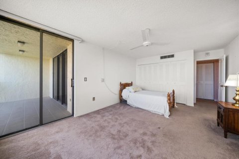 Condo in Clearwater, Florida, 3 bedrooms  № 1546490 - photo 22