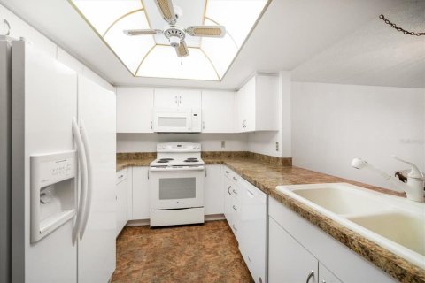 Condo in Clearwater, Florida, 3 bedrooms  № 1546490 - photo 13