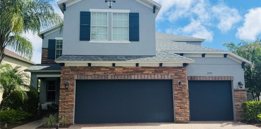 House in Orlando, Florida 4 bedrooms, 276.85 sq.m. № 2391575