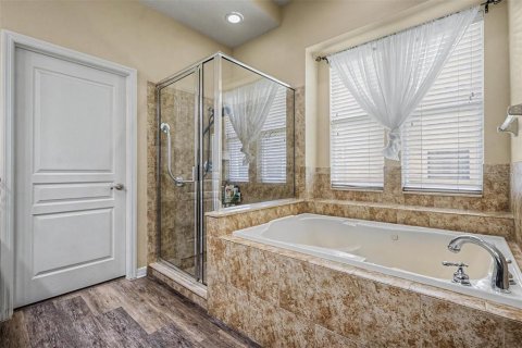 Casa en venta en New Port Richey, Florida, 5 dormitorios, 302.77 m2 № 2116949 - foto 16