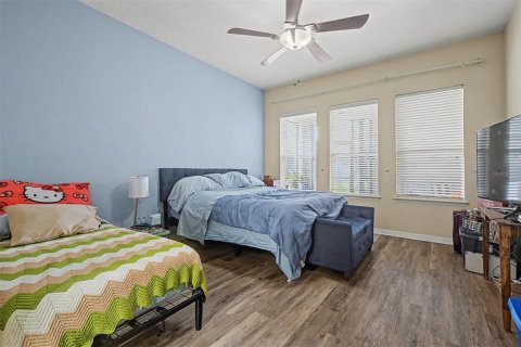 Casa en venta en New Port Richey, Florida, 5 dormitorios, 302.77 m2 № 2116949 - foto 13