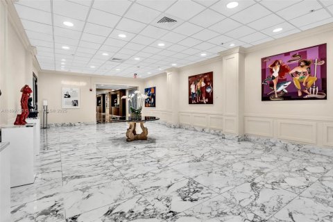Condominio en alquiler en Miami Beach, Florida, 2 dormitorios, 110.55 m2 № 1952171 - foto 20