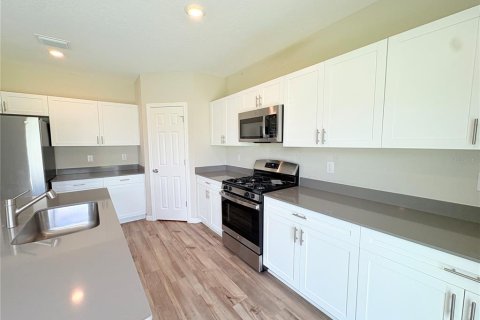 Casa en alquiler en Fish Hawk, Florida, 5 dormitorios, 233.28 m2 № 1849794 - foto 6