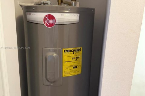 Villa ou maison à vendre à Pompano Beach, Floride: 3 chambres, 135.17 m2 № 2052697 - photo 21