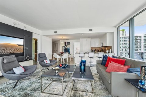 Снять в аренду кондоминиум в Майами, Флорида 2 спальни, 117.43м2, № 2145819 - фото 15