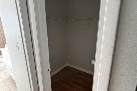 Condo in Oakland Park, Florida, 2 bedrooms № 2082084 - photo 10