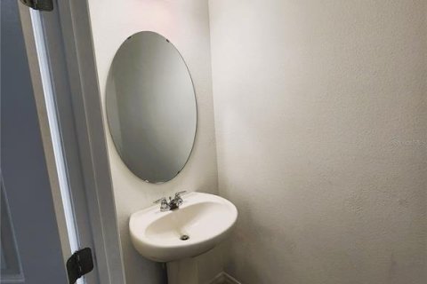 Adosado en venta en Orlando, Florida, 3 dormitorios, 145.86 m2 № 1777137 - foto 8
