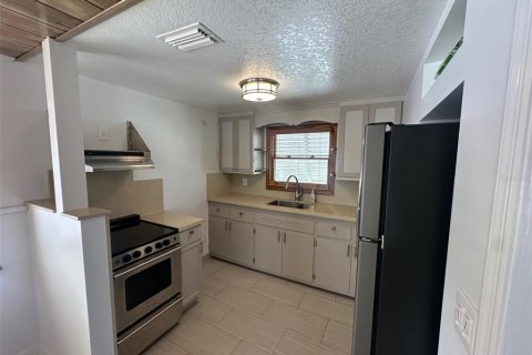 Apartamento en alquiler en New Smyrna Beach, Florida, 2 dormitorios, 93.09 m2 № 1844475 - foto 12