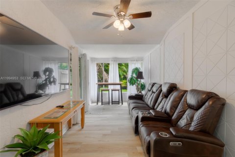 Купить виллу или дом в Веллингтон, Флорида 3 спальни, 149.85м2, № 2065457 - фото 26