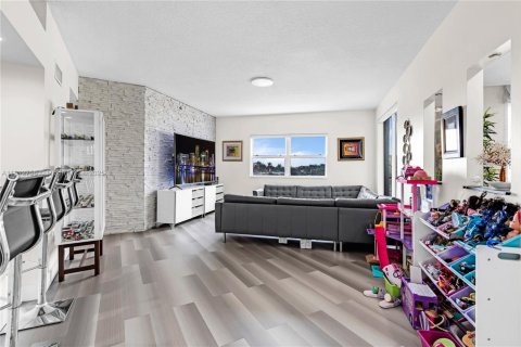 Copropriété à louer à Doral, Floride: 3 chambres, 261.06 m2 № 1758630 - photo 18