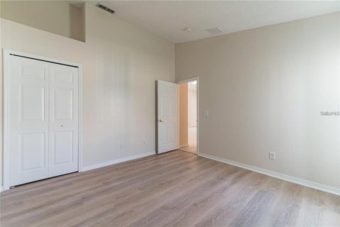 Villa ou maison à louer à Kissimmee, Floride: 5 chambres, 198.44 m2 № 2383885 - photo 25