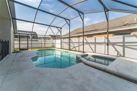 Villa ou maison à louer à Kissimmee, Floride: 5 chambres, 198.44 m2 № 2383885 - photo 26