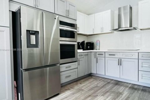 Villa ou maison à vendre à Coconut Creek, Floride: 3 chambres, 133.78 m2 № 1950905 - photo 14