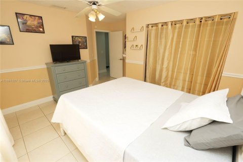 Villa ou maison à vendre à Coconut Creek, Floride: 3 chambres, 133.78 m2 № 1950905 - photo 22