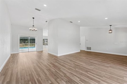 Casa en venta en Spring Hill, Florida, 3 dormitorios, 185.34 m2 № 1854548 - foto 25