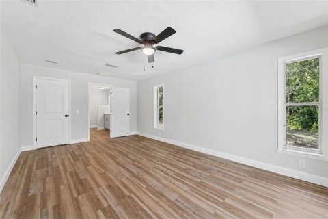 Casa en venta en Spring Hill, Florida, 3 dormitorios, 185.34 m2 № 1854548 - foto 12