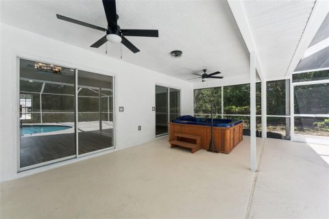 Casa en venta en Spring Hill, Florida, 3 dormitorios, 185.34 m2 № 1854548 - foto 28