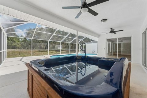 Casa en venta en Spring Hill, Florida, 3 dormitorios, 185.34 m2 № 1854548 - foto 29
