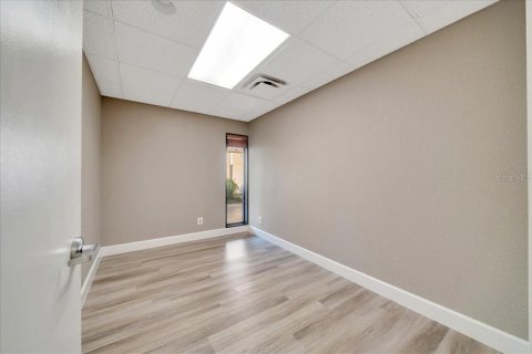 Propiedad comercial en alquiler en Ocala, Florida, 464.51 m2 № 1766077 - foto 5