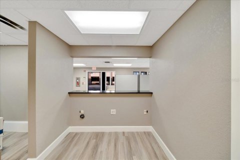 Propiedad comercial en alquiler en Ocala, Florida, 464.51 m2 № 1766077 - foto 6