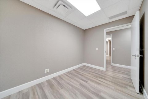 Propiedad comercial en alquiler en Ocala, Florida, 464.51 m2 № 1766077 - foto 29
