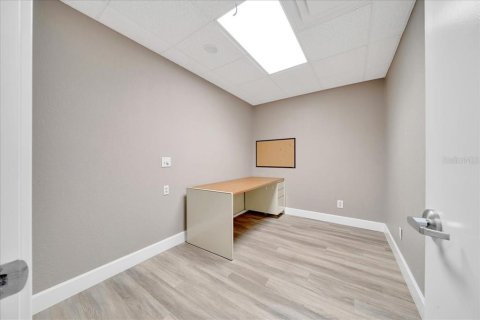 Propiedad comercial en alquiler en Ocala, Florida, 464.51 m2 № 1766077 - foto 13