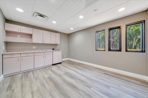 Propiedad comercial en alquiler en Ocala, Florida, 464.51 m2 № 1766077 - foto 19