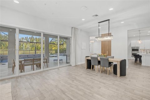 Villa ou maison à vendre à Westlake, Floride: 5 chambres, 381.83 m2 № 2244324 - photo 10