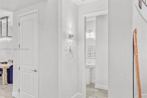 Villa ou maison à vendre à Westlake, Floride: 5 chambres, 381.83 m2 № 2244324 - photo 26
