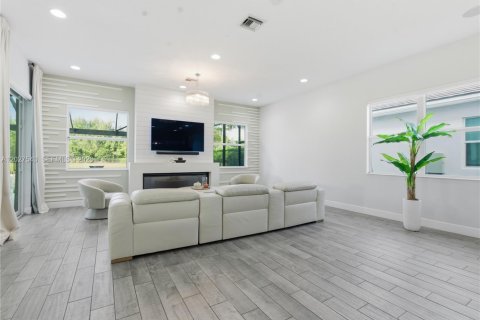 Villa ou maison à vendre à Westlake, Floride: 5 chambres, 381.83 m2 № 2244324 - photo 13