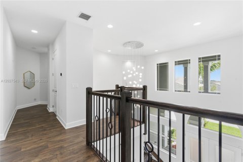 Villa ou maison à vendre à Westlake, Floride: 5 chambres, 381.83 m2 № 2244324 - photo 28