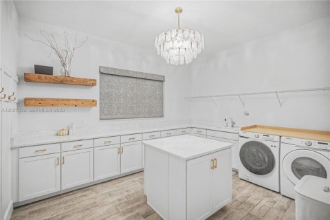 Villa ou maison à vendre à Westlake, Floride: 5 chambres, 381.83 m2 № 2244324 - photo 20
