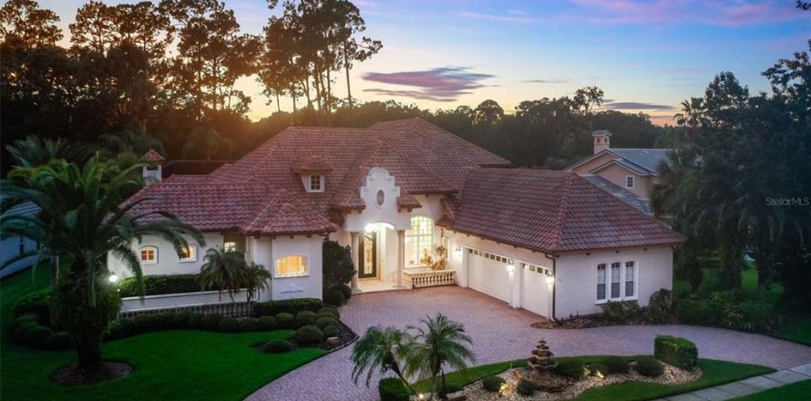 Casa en Lake Mary, Florida 5 dormitorios, 529.26 m2 № 1876082