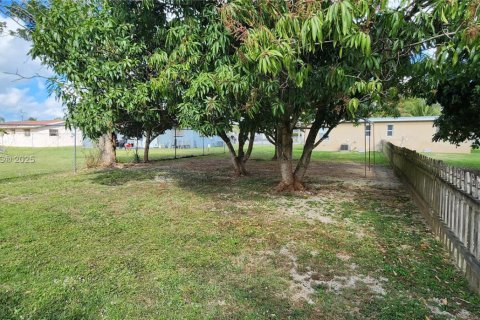 Villa ou maison à louer à Miami, Floride: 1 chambre, 85.84 m2 № 1974103 - photo 12