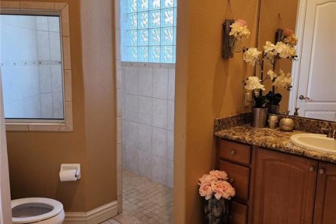 House in Winter Haven, Florida 5 bedrooms, 344.02 sq.m. № 2152165 - photo 27