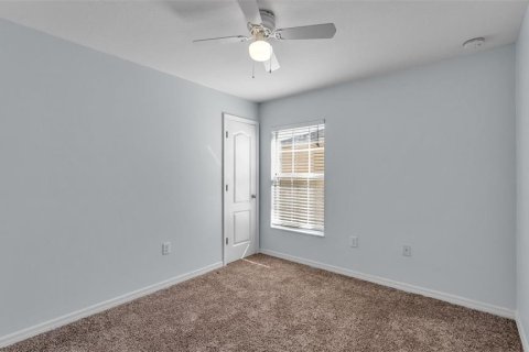 Townhouse in Lakeland, Florida 4 bedrooms, 137.4 sq.m. № 1899411 - photo 26