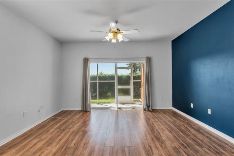 Townhouse in Lakeland, Florida 4 bedrooms, 137.4 sq.m. № 1899411 - photo 5