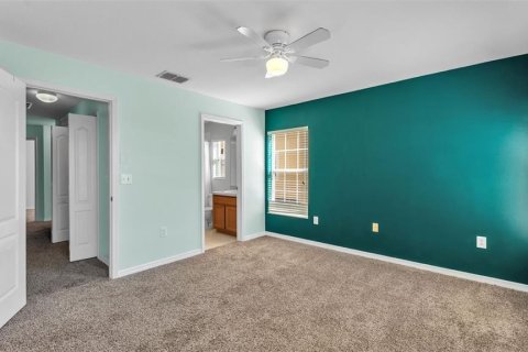 Townhouse in Lakeland, Florida 4 bedrooms, 137.4 sq.m. № 1899411 - photo 18