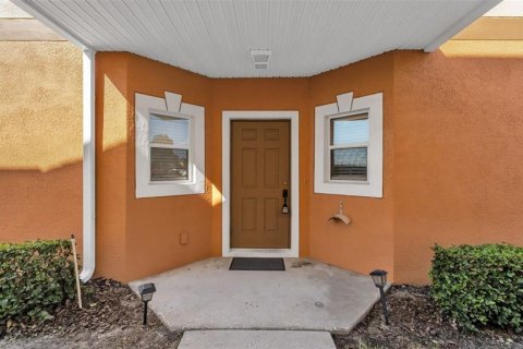Townhouse in Lakeland, Florida 4 bedrooms, 137.4 sq.m. № 1899411 - photo 3