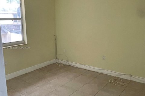 Снять в аренду кондоминиум в Хайалиа, Флорида 3 спальни, 124.49м2, № 2040714 - фото 18