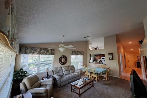 Villa ou maison à vendre à Zephyrhills, Floride: 3 chambres, 139.82 m2 № 2358738 - photo 27