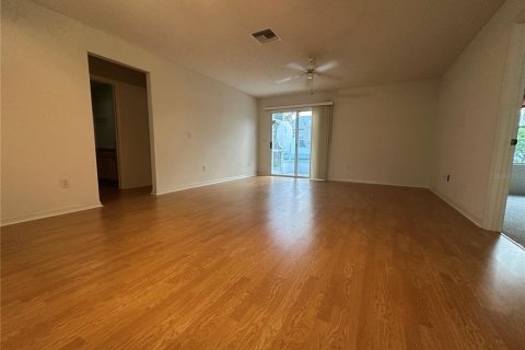 House in The Villages, Florida 2 bedrooms, 114.18 sq.m. № 1634804 - photo 11
