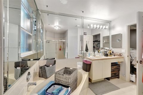 Купить виллу или дом в Холливуд, Флорида 3 спальни, 131.92м2, № 1766805 - фото 22