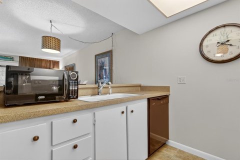 Copropriété à vendre à Clearwater, Floride: 1 chambre, 52.49 m2 № 2098114 - photo 12