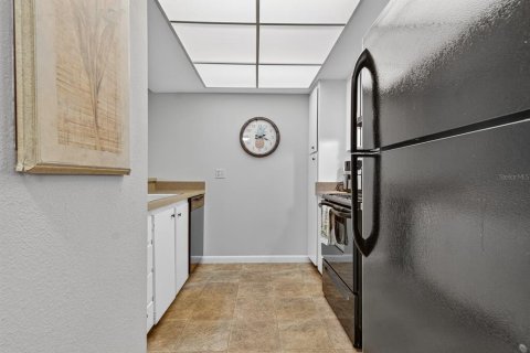 Copropriété à vendre à Clearwater, Floride: 1 chambre, 52.49 m2 № 2098114 - photo 15